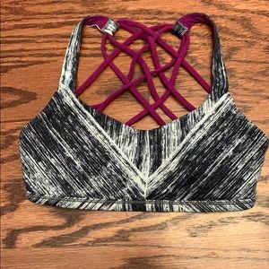 Lulu Free to be wild sport bra size 2